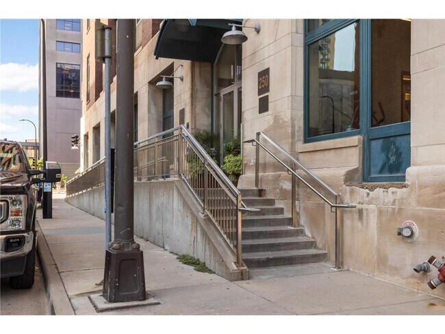 Foto del edificio - 250 Park Ave