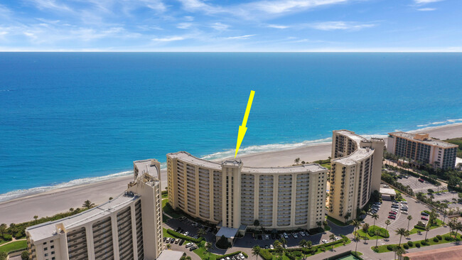 Foto del edificio - 200 Ocean Trail Way