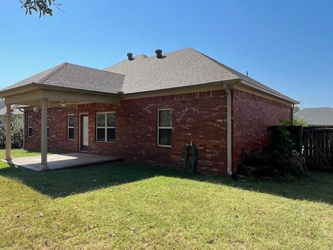 Building Photo - 82 Krooked Kreek Cir