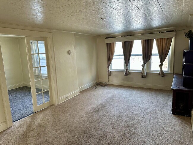 Foto del edificio - "Charming 2-Bed Gem in Virginia, MN – Perfect for Cozy Living!"