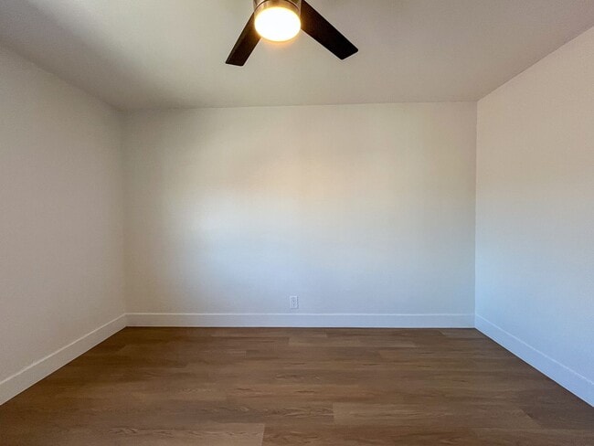 Interior Photo - 3910 Coco Ave