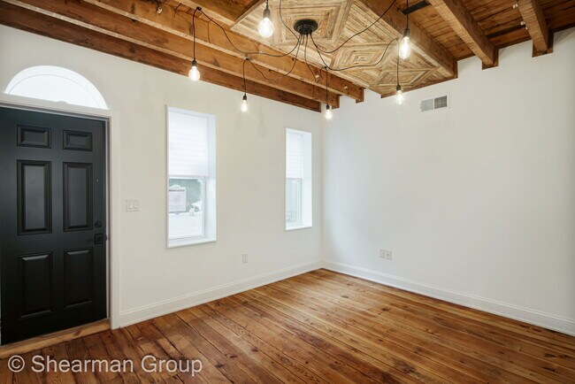 Foto del edificio - 2223 E Ann St