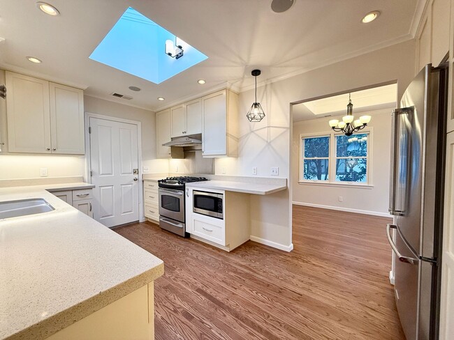 Building Photo - Beautifully Renovated Silicon Valley Home ...