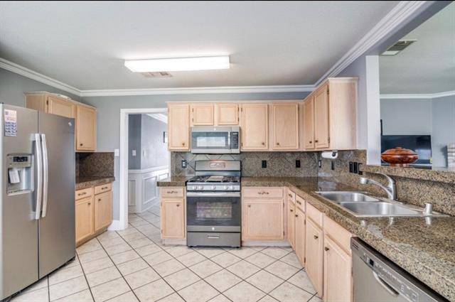 Building Photo - 7717 Coral Way