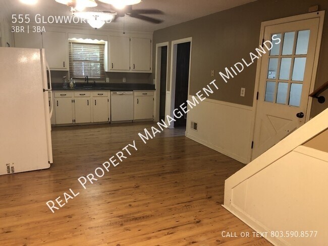 Building Photo - Charming Ranch-style Home in Swansea! Appl...