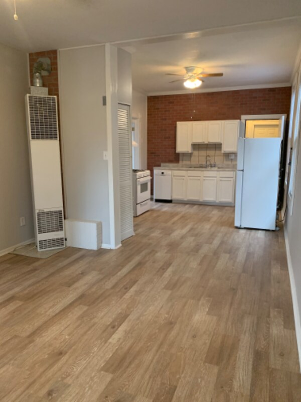 Foto del edificio - 1518 N Greenview Ave