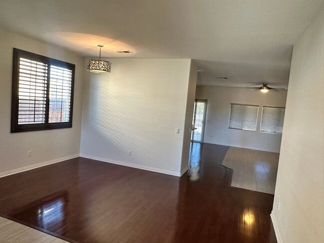 Photo - Beautiful 3bd/2ba Single Story with Primary Suite! House