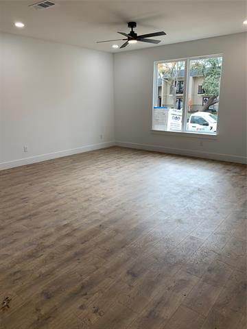 Foto del edificio - 9471 Timberleaf Dr
