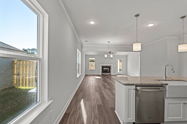 Foto del edificio - 8164-8164 Snelling Dr