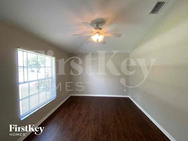 Foto del edificio - 1228 NW 20th Pl