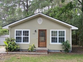 Building Photo - 418 Meritta Ave