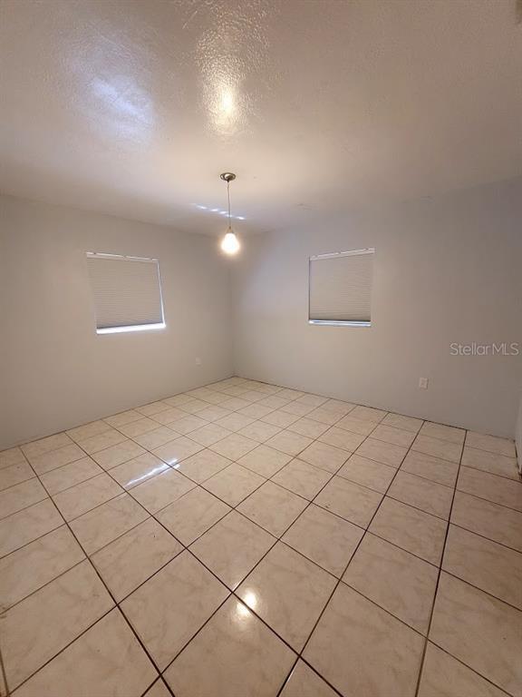 Building Photo - 3500 Beechwood Terrace