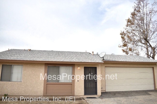 Building Photo - 14941 Yucca Ave