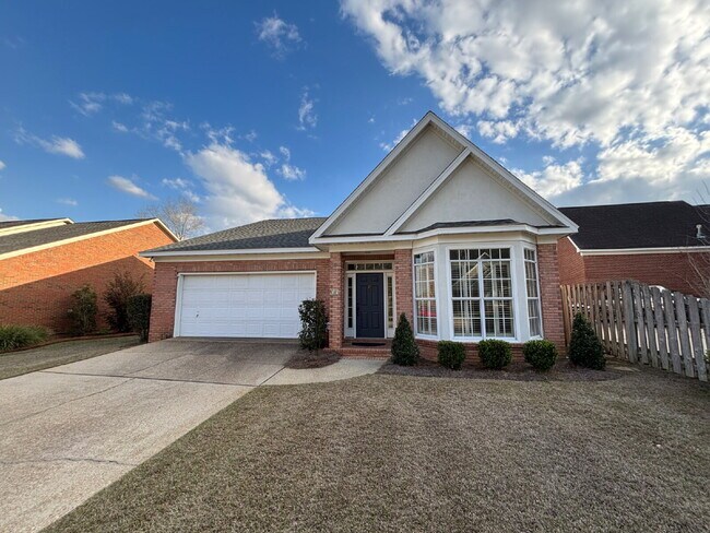 Foto del edificio - 39 Williamsburg Pl