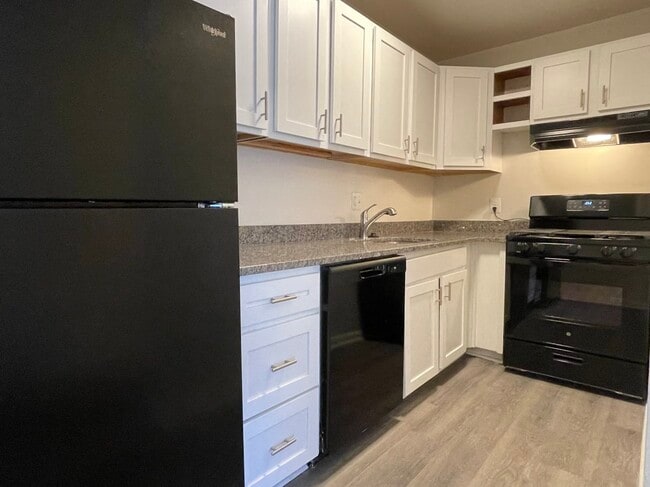 Interior Photo - Blue Ridge Crossing Apartments & Townhomes