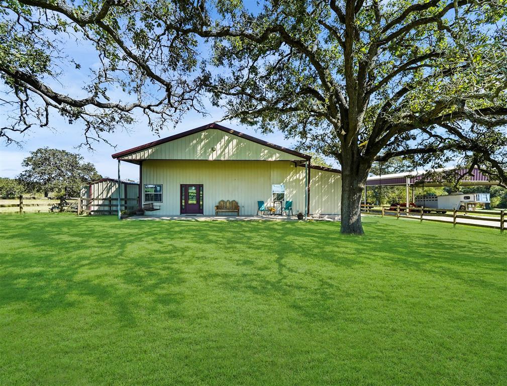 Primary Photo - 35408 Farm to Market Rd 1488