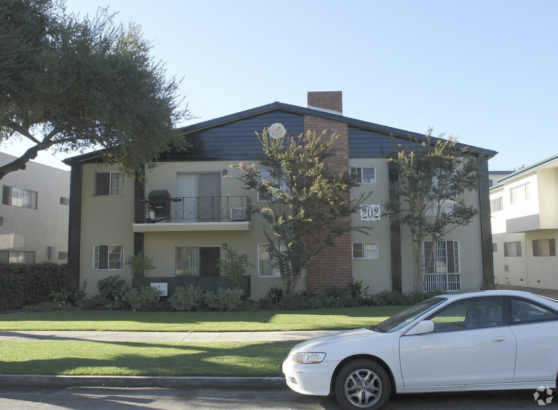 202 E Live Oak St, San Gabriel, CA 91776 Apartments in San Gabriel, CA