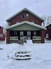 Building Photo - 2052 16th St SW