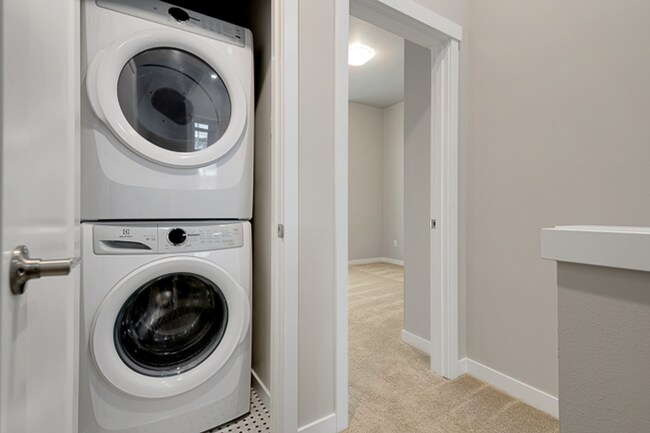 Foto del edificio - Modern 2-Bedroom Townhome in Kenmore Balbirnie Park