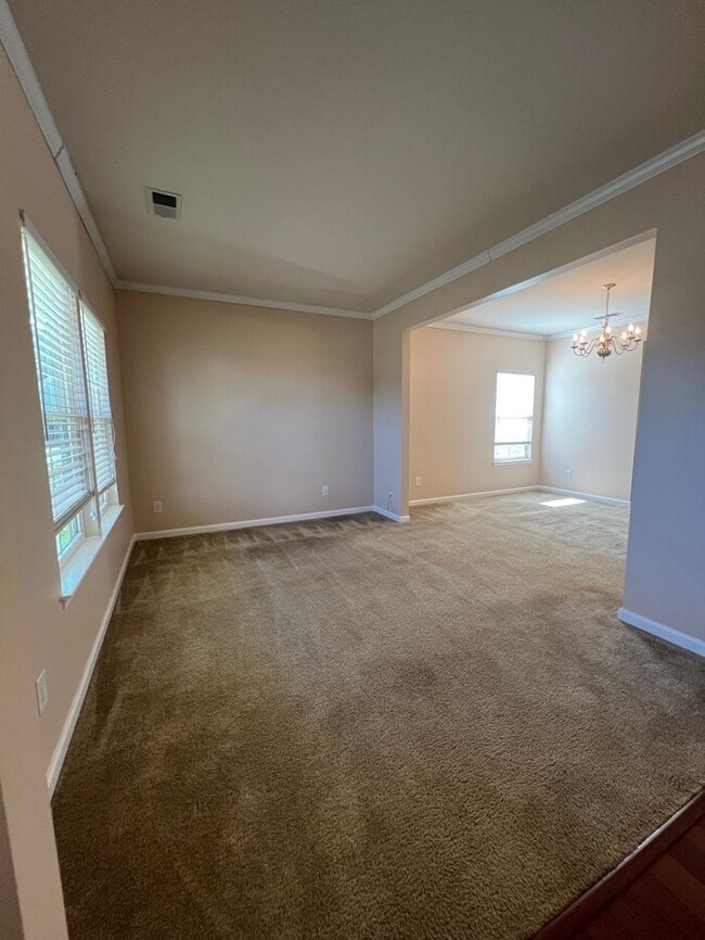 Building Photo - Coming Soon – Available November 1st! Spacious 4-Bedroom Home