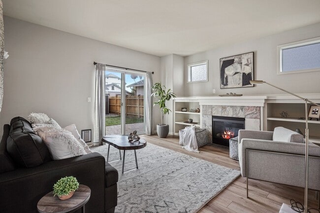 Foto del edificio - Updated home in Gardenside!