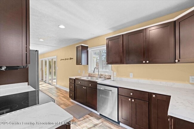 Building Photo - 2353 Hulett Rd