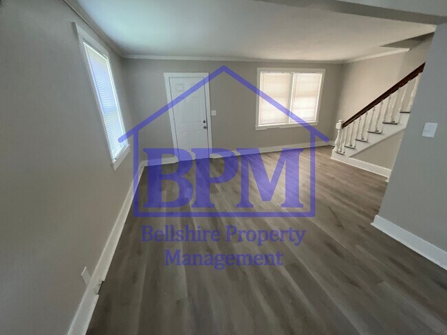 Building Photo - 908 Berry St