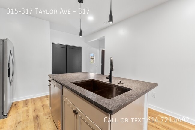 Building Photo - 315-317 Taylor Ave-317