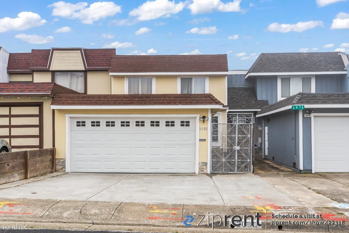Primary Photo - 4 br, 3 bath House - 2680 Cromwell Row, So...