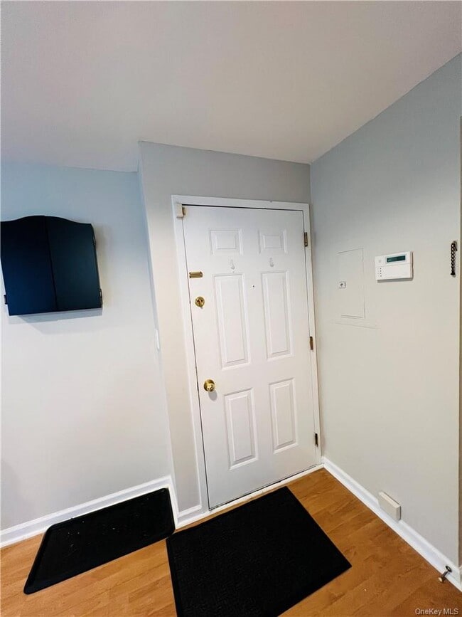 Foto del edificio - 36 Greenridge Ave