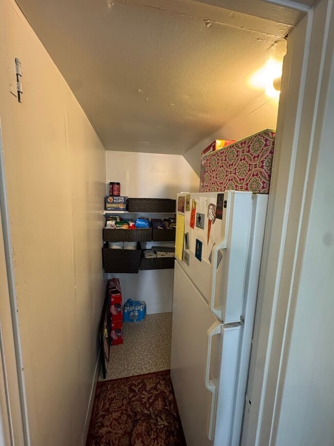 Building Photo - Newhall Apartments