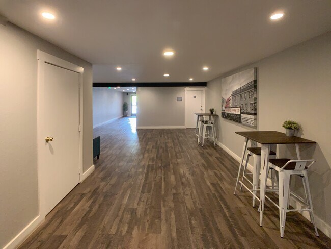 Downstairs Lobby - The Court at Northgate