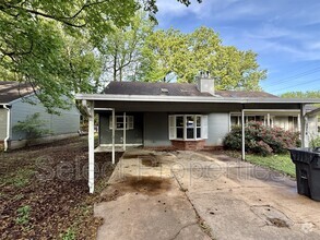 Building Photo - 1401 Elmdale Pl