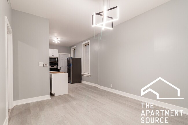 Foto del edificio - 1333 W Walton St