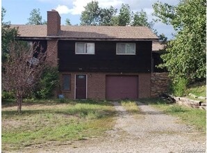 Building Photo - 613 Central Ave