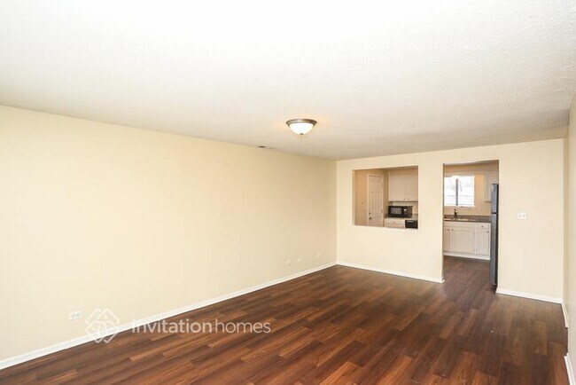 Foto del edificio - 830 Bloomfield Ln