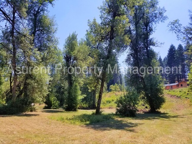 Building Photo - 7185 Crowfoot Rd