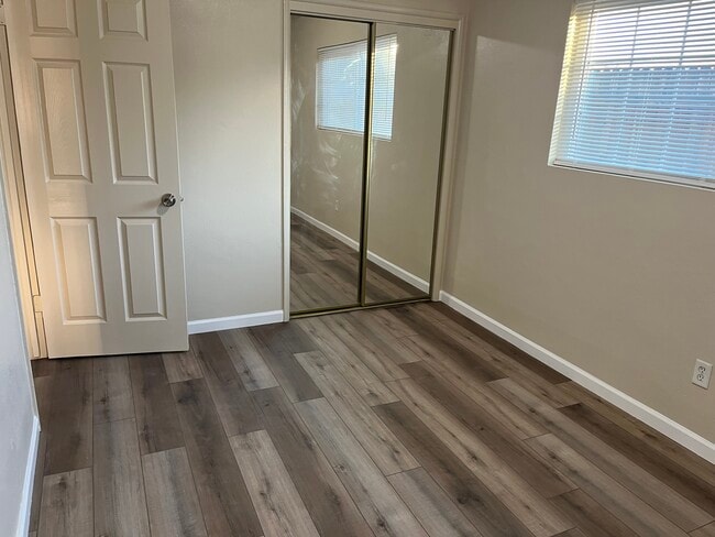 Building Photo - 30221 CA-33