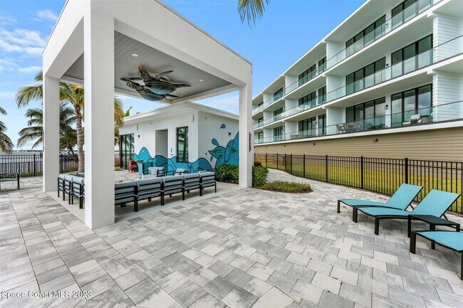 Foto del edificio - 225 Strand Dr
