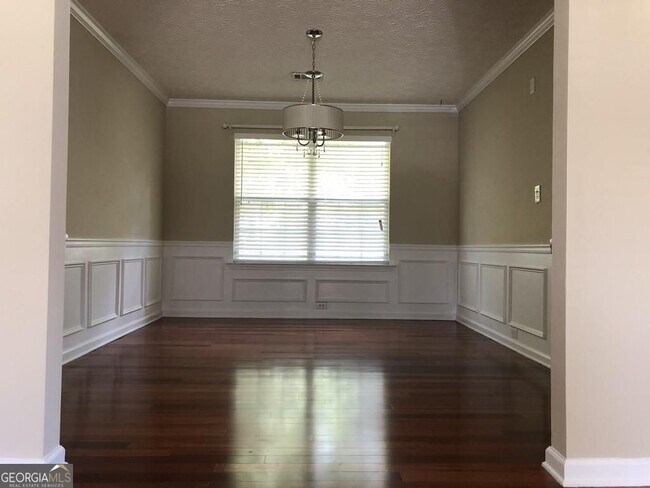 Foto del edificio - 1351 Pinebreeze Ct