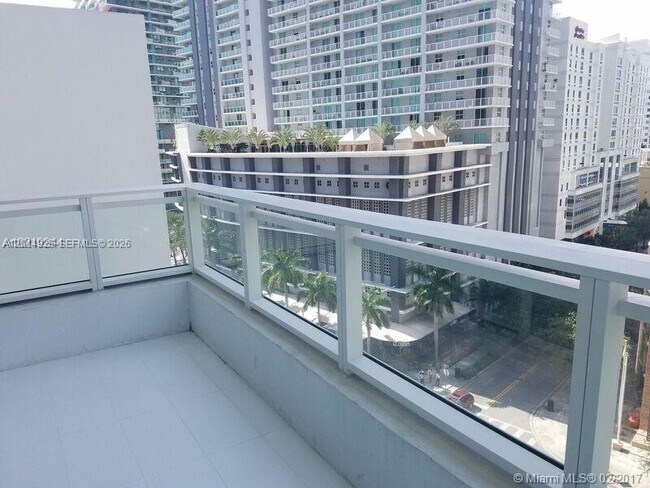 Building Photo - 1080 Brickell Ave