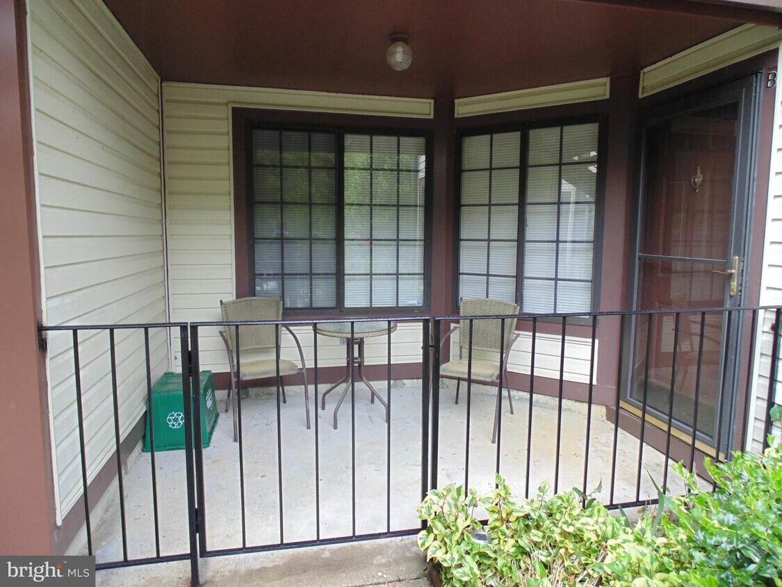 2506B Airy Hill Cir Unit 6B, Crofton, MD 21114 Condo for Rent in