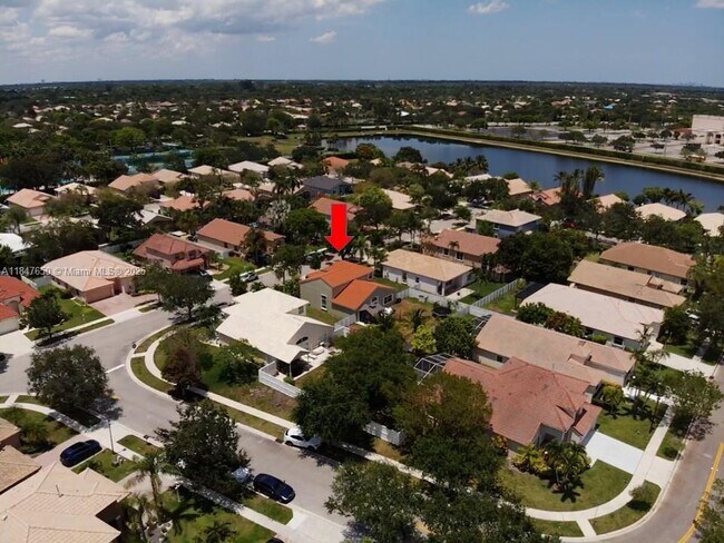 Foto del edificio - 13274 NW 15th Ct