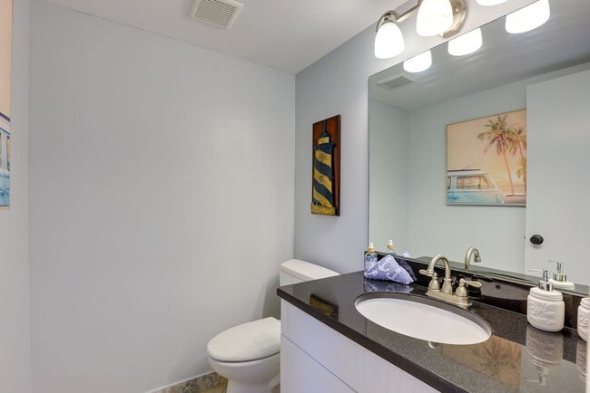 Building Photo - 2400 S Ocean Dr