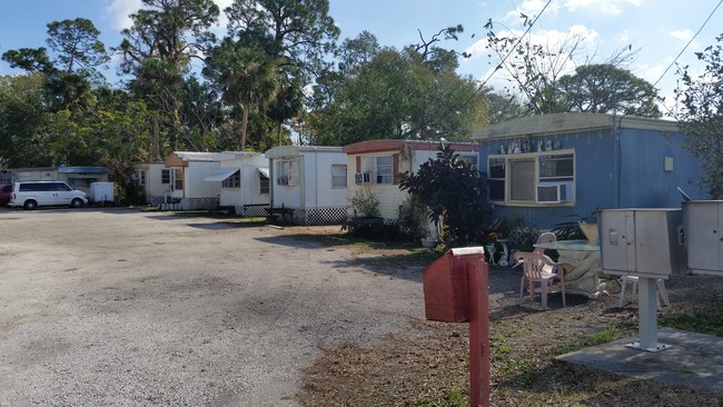 Building Photo - Riverview Pines MHP
