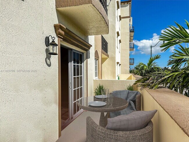 Foto del edificio - 5271 SW 8th St