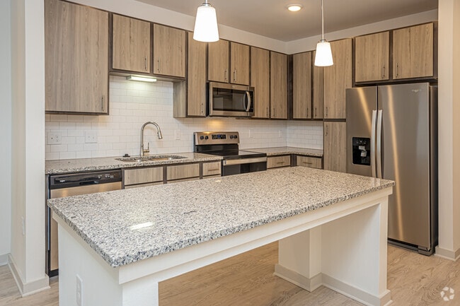 3BR, 2BA - 1,248SF - East Bay Flats Apartments