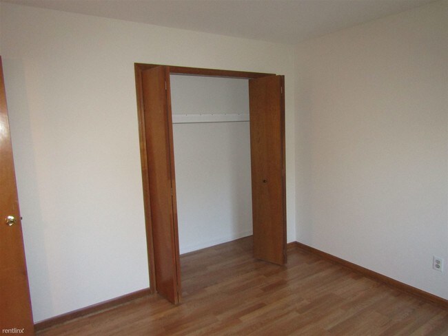 Building Photo - 1 br, 1 bath Condo - Jade Forest Condominiums