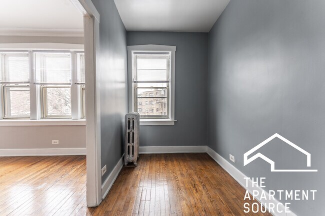 Building Photo - 4346 N Elston Ave