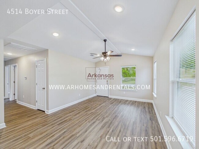 Building Photo - 4514 Boyer St